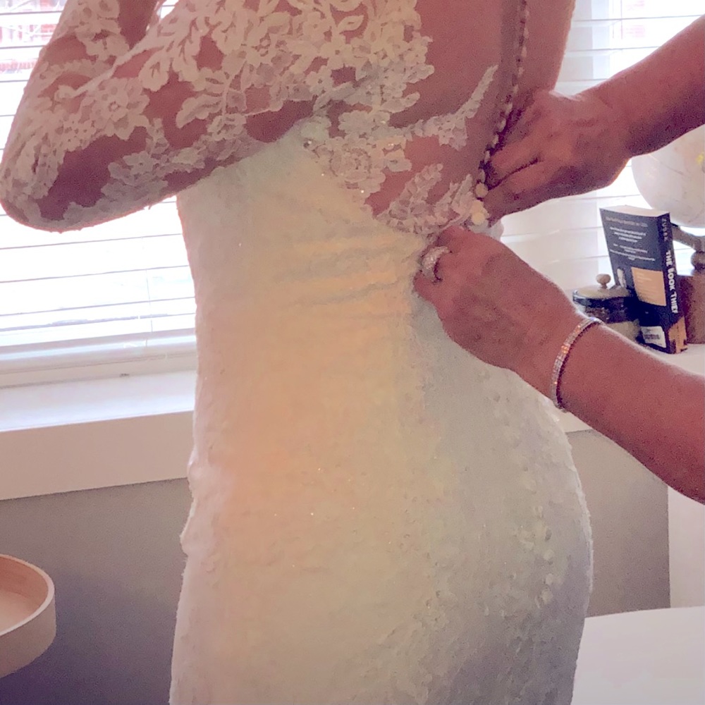 Spectacular mermaid wedding dress!